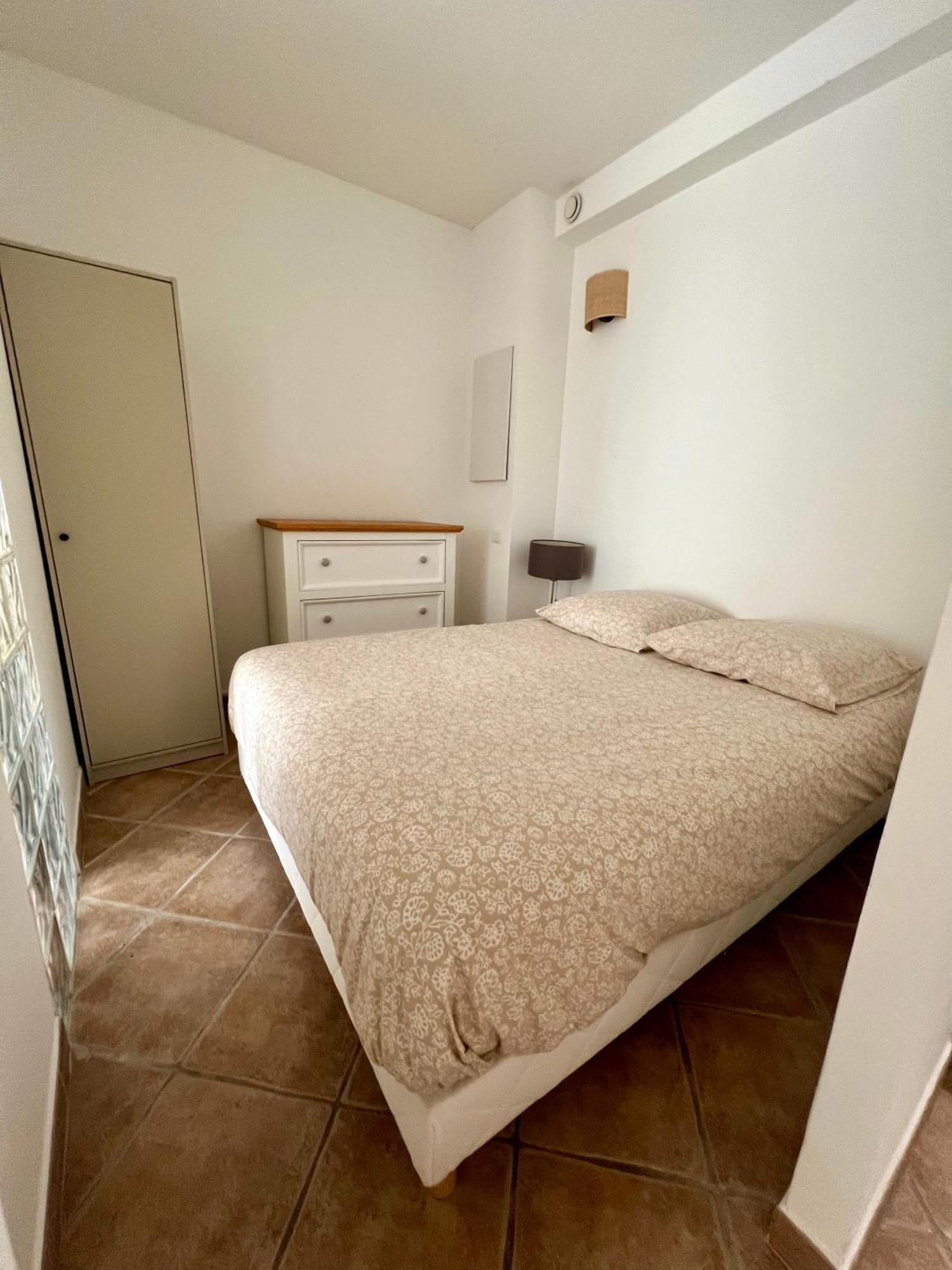 Appartement L'Arancetu Vue Mer Avec Piscine บิกูเกลีย ภายนอก รูปภาพ
